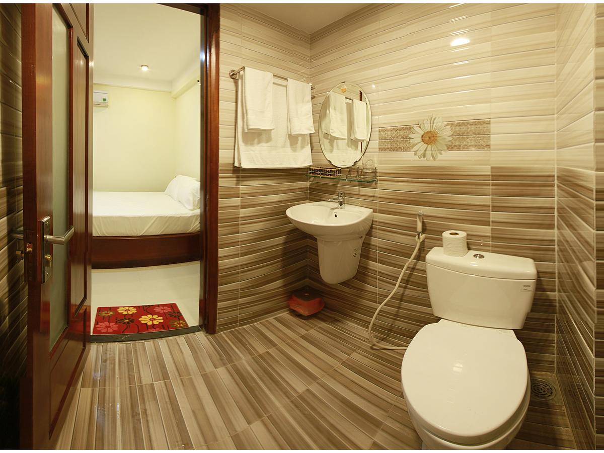 דה נאנג Thanh Nhan Hotel מראה חיצוני תמונה