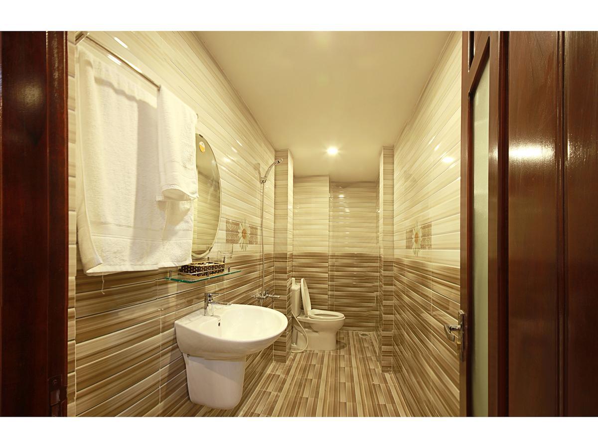 דה נאנג Thanh Nhan Hotel מראה חיצוני תמונה