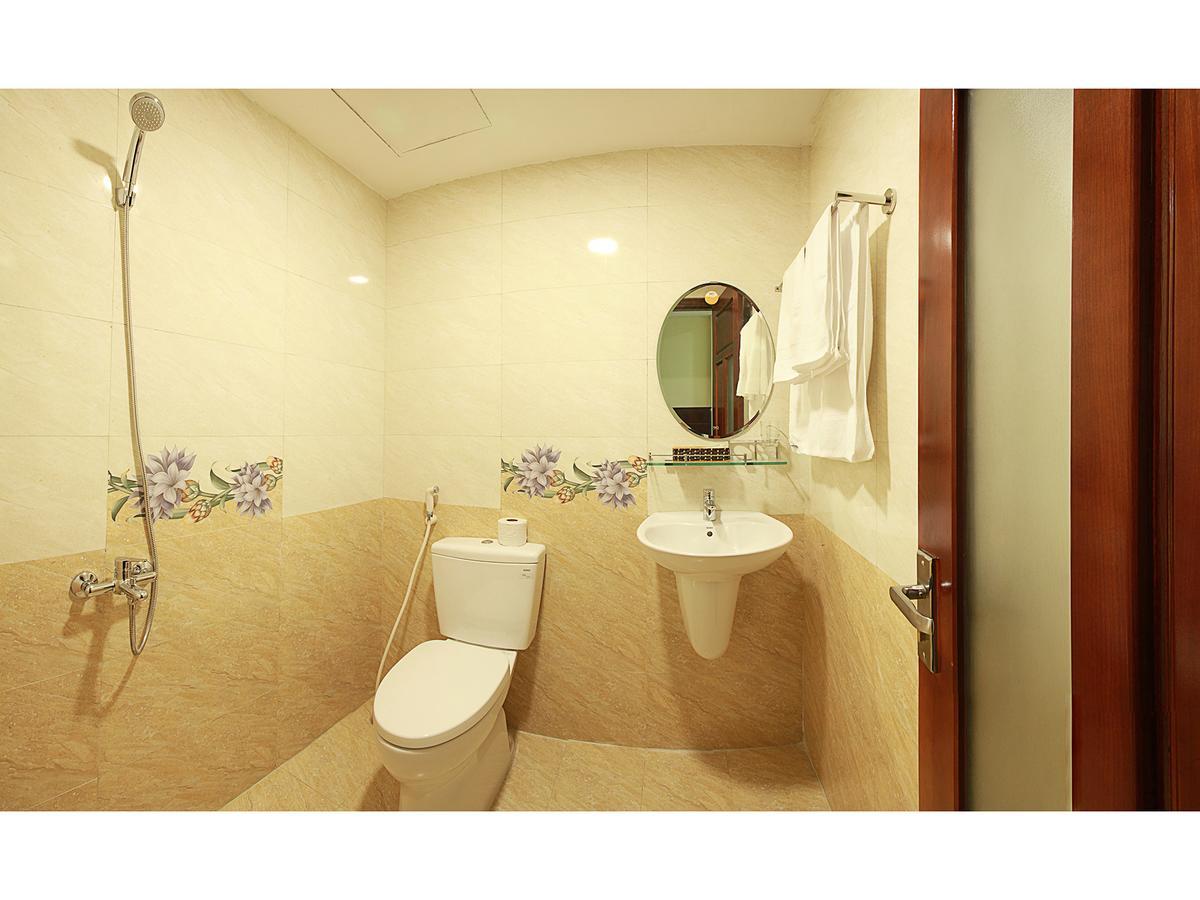 דה נאנג Thanh Nhan Hotel מראה חיצוני תמונה